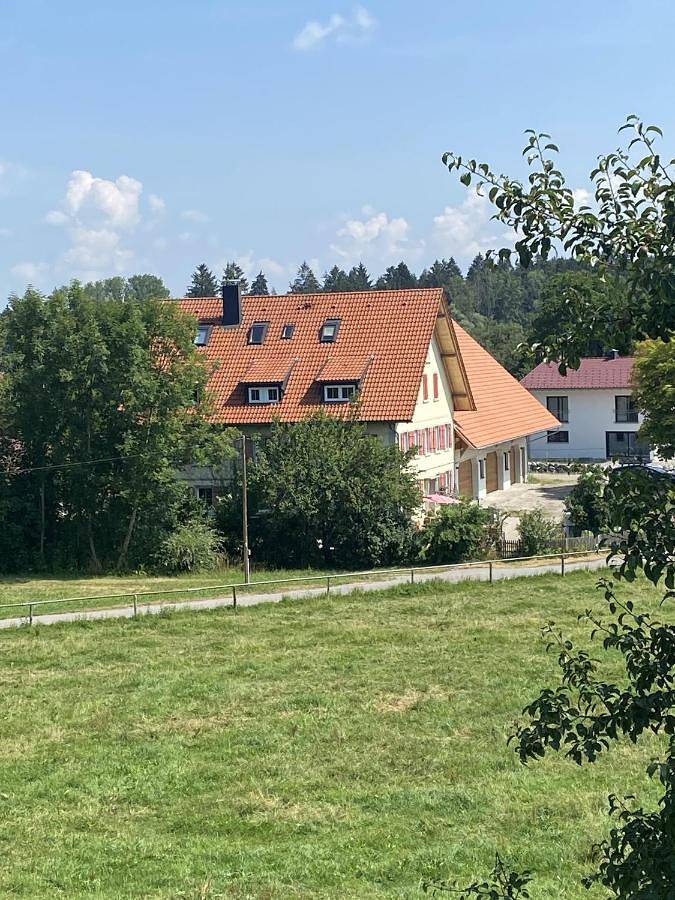 Ferienwohnung für 2 Personen, mit Garten und Ausblick