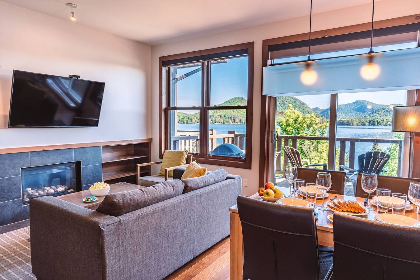 Apartamento entero, Lakefront  Mountain View - Resort Loft in Lac-Supérieur, Quebec