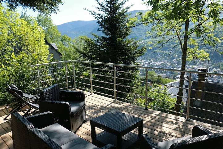 Holiday home for 9 people, with sauna and hot tub as well as balcony and garden - 1
