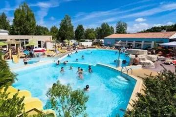 Camping pour 6 Personnes dans Olonne-sur-Mer, Les Sables-d'Olonne, Photo 4