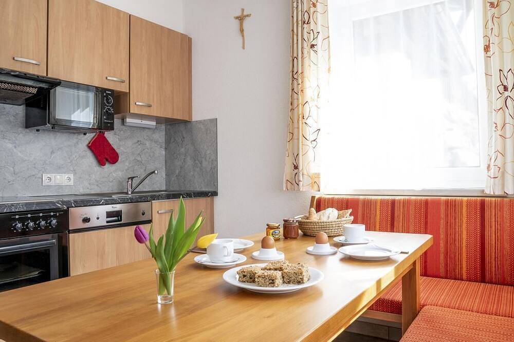 Ferienwohnung Adlernest - Adlerhof in St. Leonhard im Pitztal, Bezirk Imst