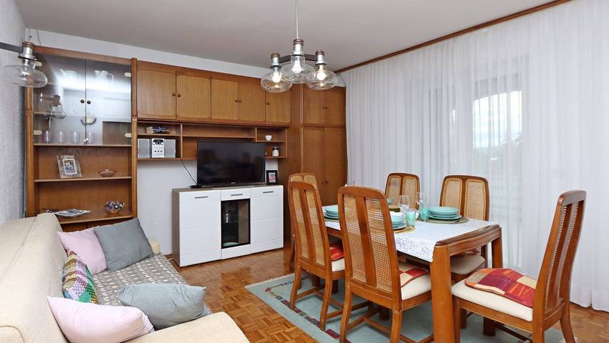 Ferienwohnung für 10 Personen, mit Terrasse in Pinezici - 2