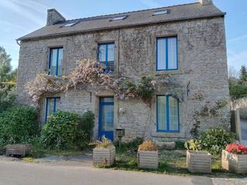 Gîte pour 2 personnes, avec jardin, animaux acceptés à Locronan