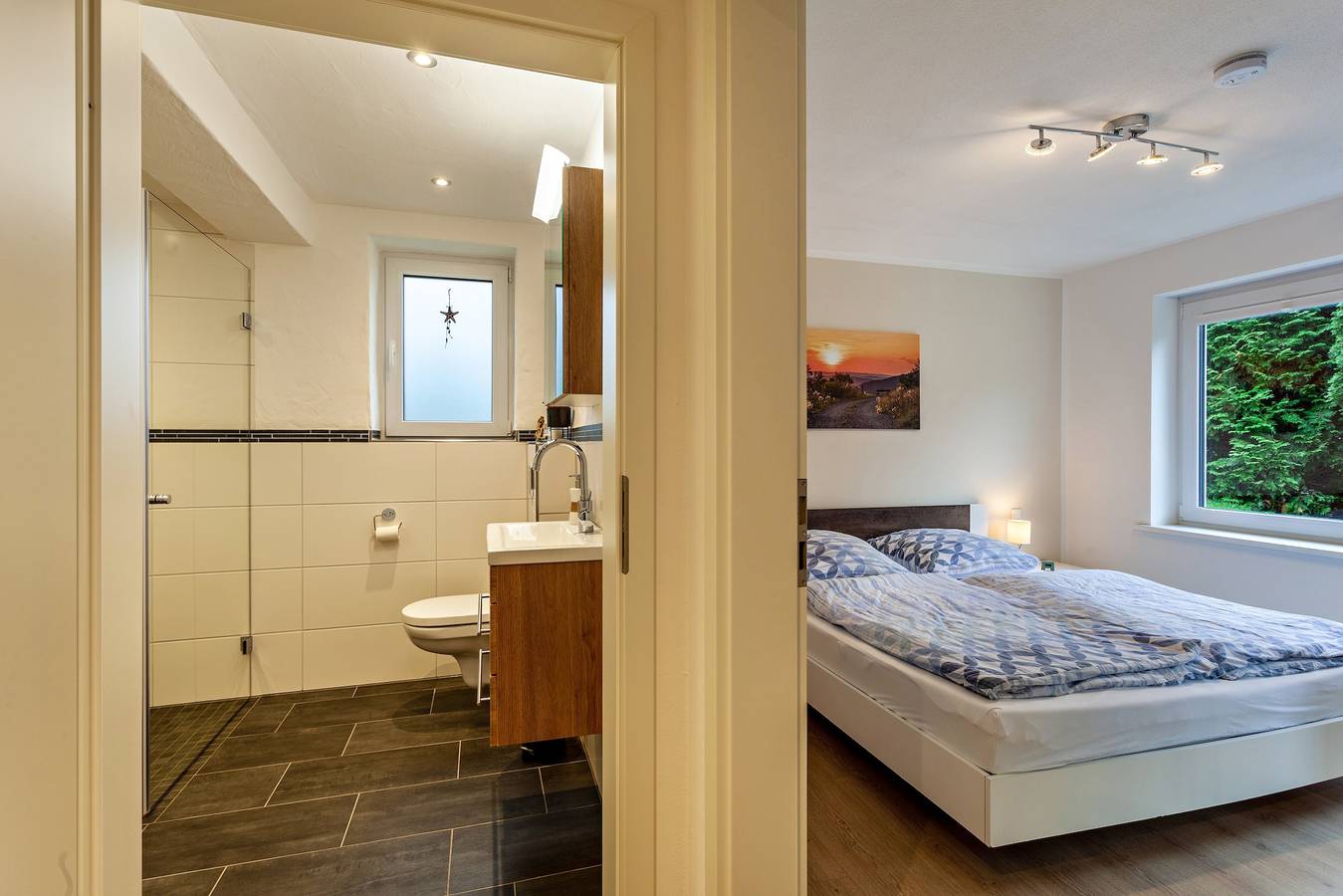 Appartement 'Kleine Auszeit' met Uitzicht op de Bergen, Privéterras en Wi-Fi, foto 11
