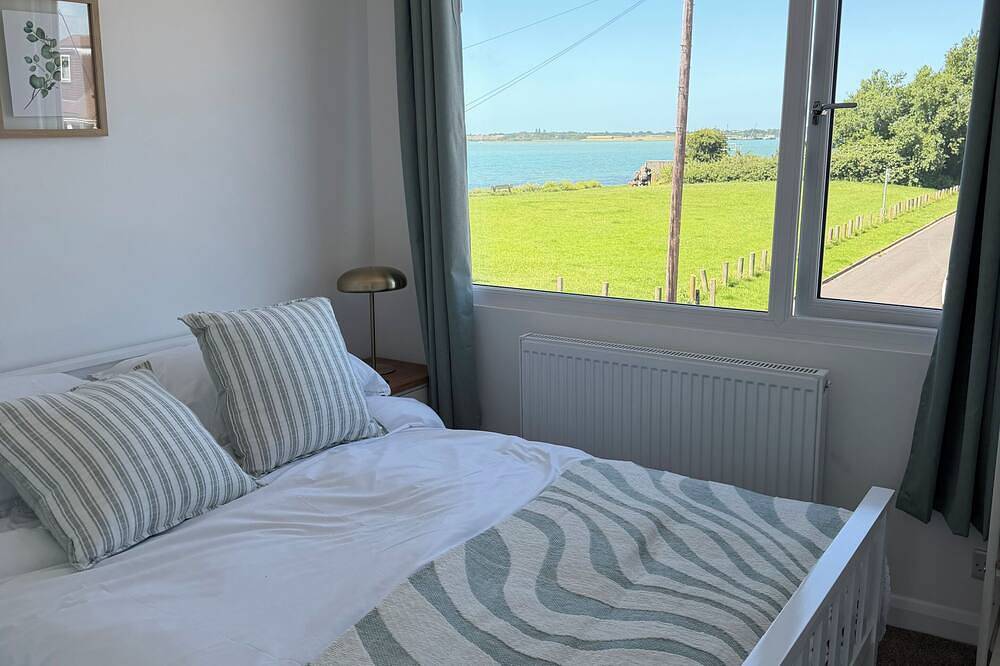 Little Melita by the Sea, a perfect retreat in Fareham, Hampshire
