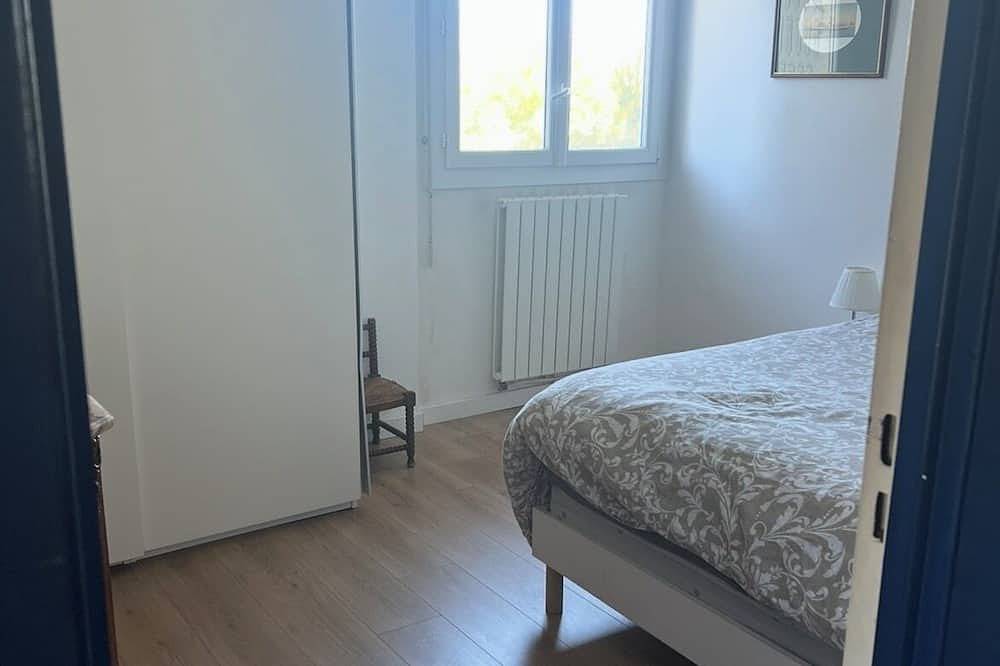 Entire apartment, Your apartment near downtown Bordeaux in Le Bouscat, Bordeaux region