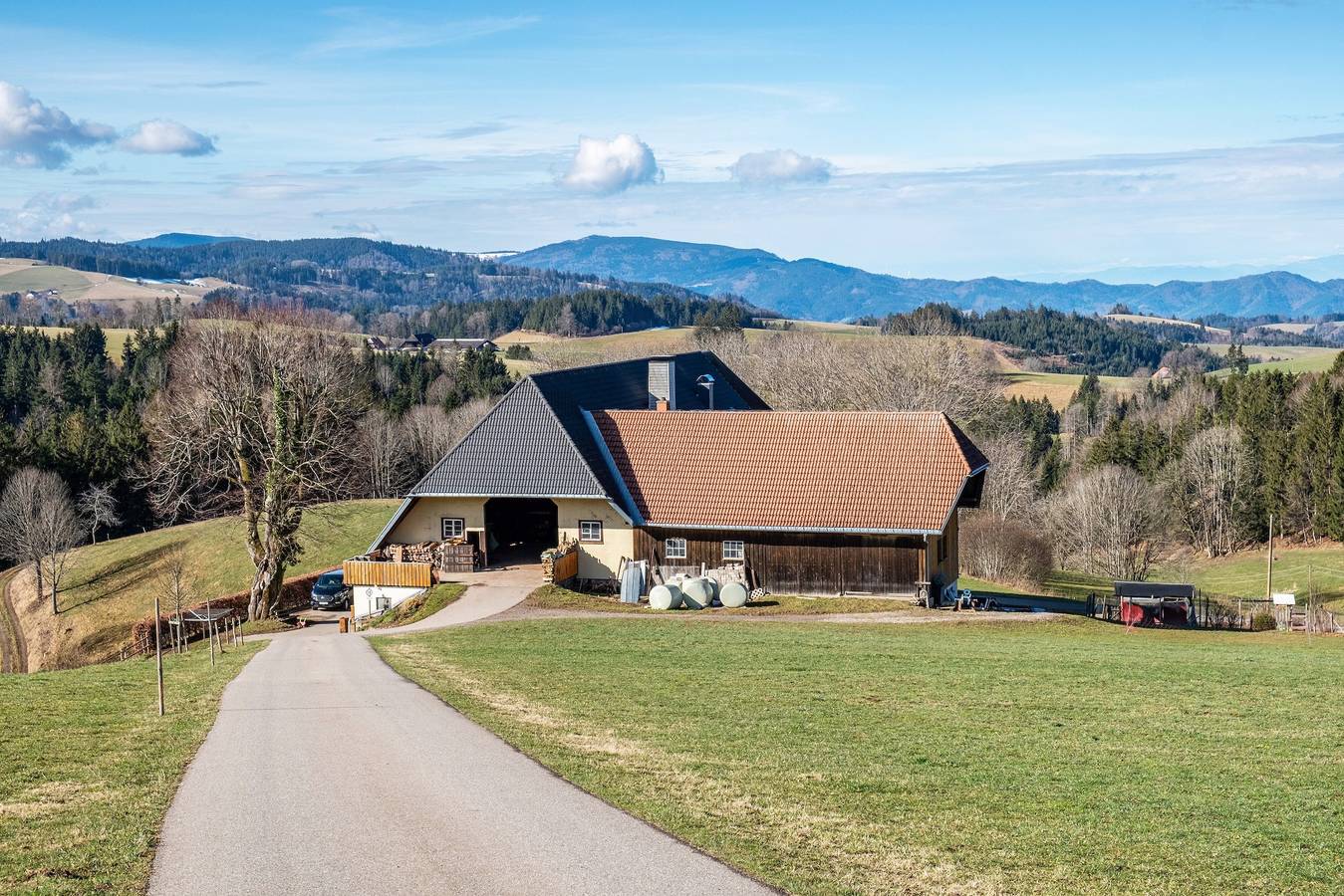 Ganze Wohnung, Ferienwohnung '2- Ost' mit privatem Garten, Balkon und Wi-Fi in St. Märgen, Südschwarzwald