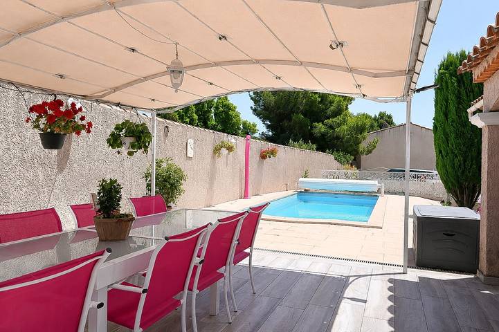Location de vacances pour 4 personnes, avec jardin dans les Bouches-du-Rhône - 2