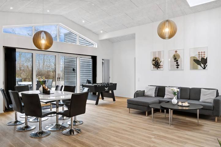 Ferienhaus für 12 Personen, mit Terrasse und Whirlpool in Odder und Umgebung - 3