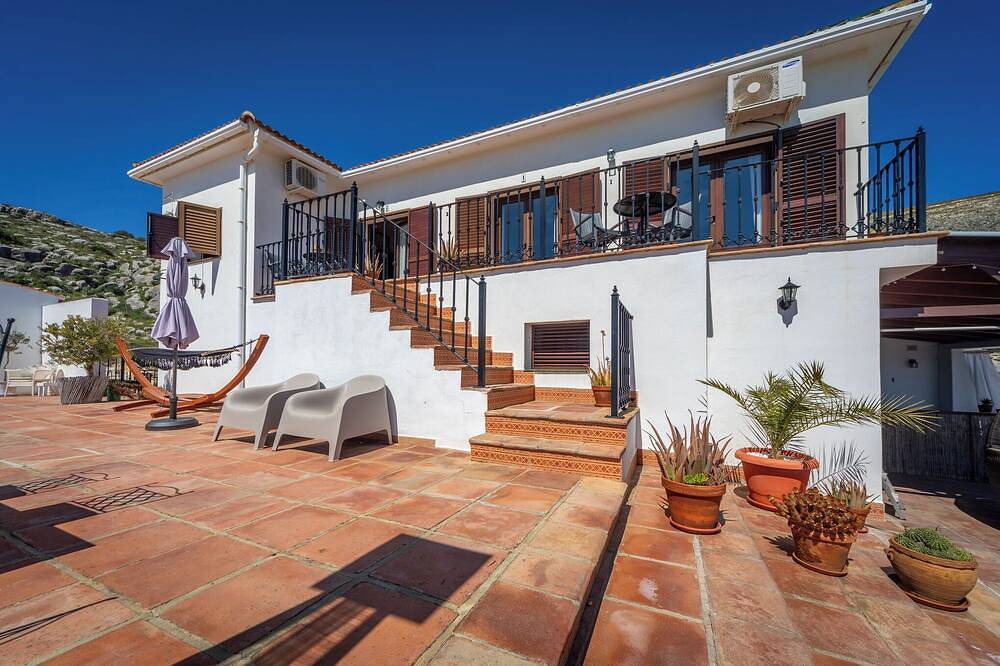 Boutique B&B Casa La Calera/ Caminito del Rey-15 min/Ronda-25 min/ Teba-5 min in Teba, Málaga Provinz