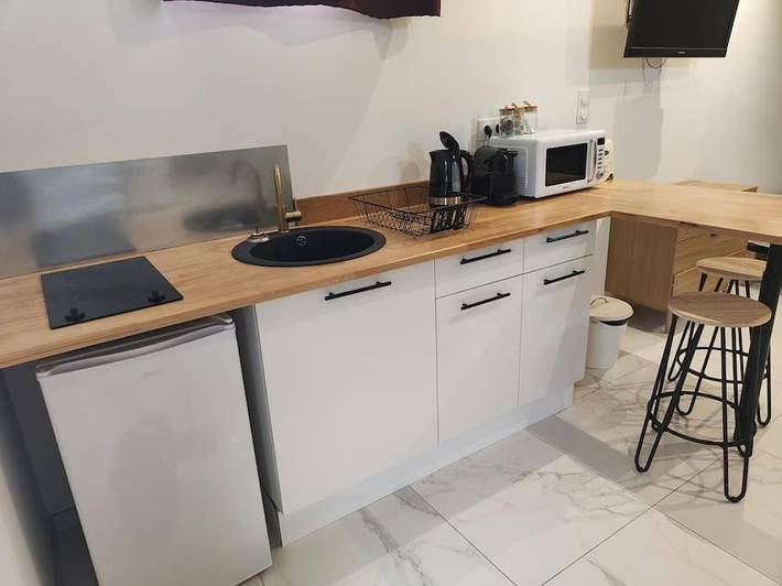 Gîte pour 2 personnes, avec Balcon ainsi que Jacuzzi et Terrasse à Lachapelle-sous-Aubenas - 4