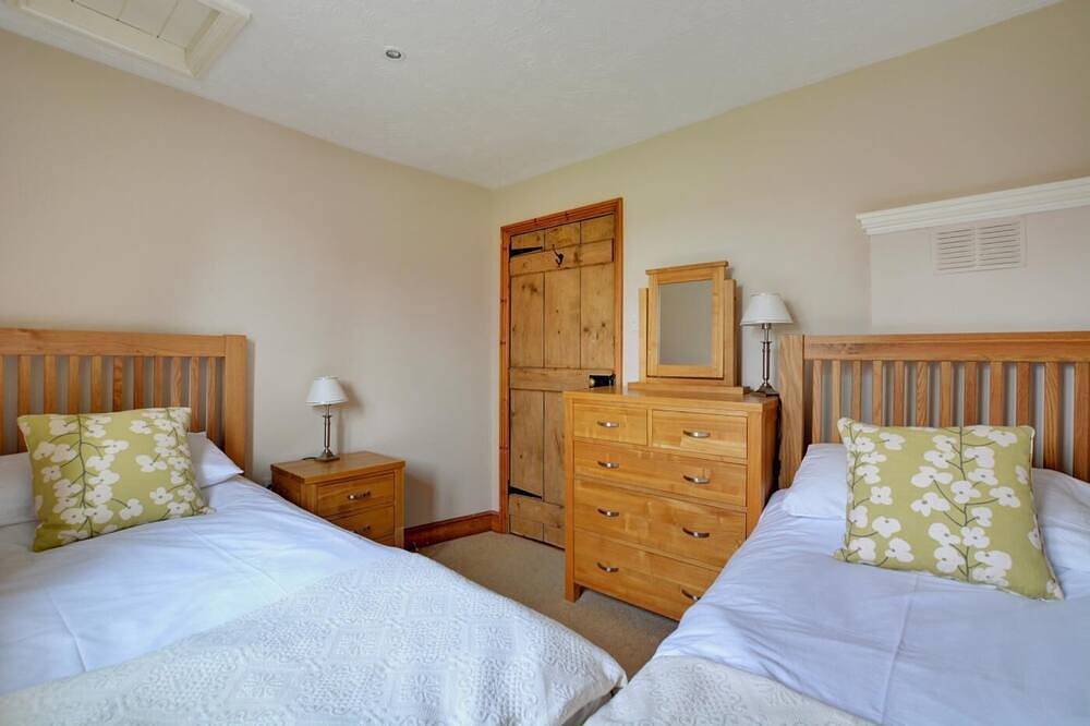 2 Bed in Bodham in Bodham, Norfolk Coast