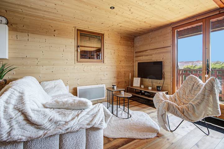 Chalet pour 8 personnes, avec Balcon ainsi que Terrasse et Jardin à Les Angles