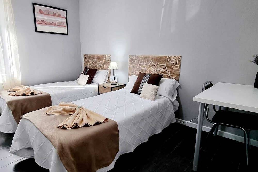 Apartamento entero, El Sueño Del Quijote. Hab.Doble 2C in Alcalá de Henares, Provincia de Madrid