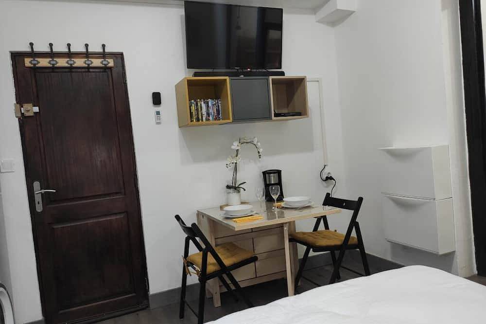 Entire apartment, Le Rislois des Baquets - Studio moderne et cosy in Pont-Audemer, Bernay region