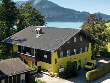Ferienwohnung für 3 Personen, mit Pool und Terrasse sowie Seeblick und Garten am Wolfgangsee