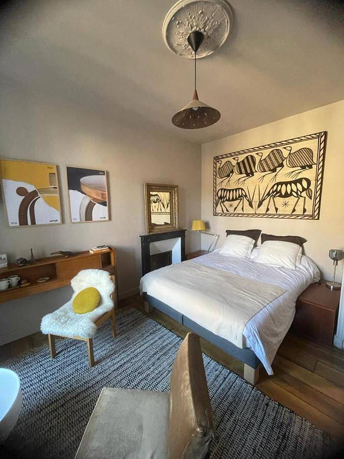 Double Room with Pool View in Dinan, Région de Dinan