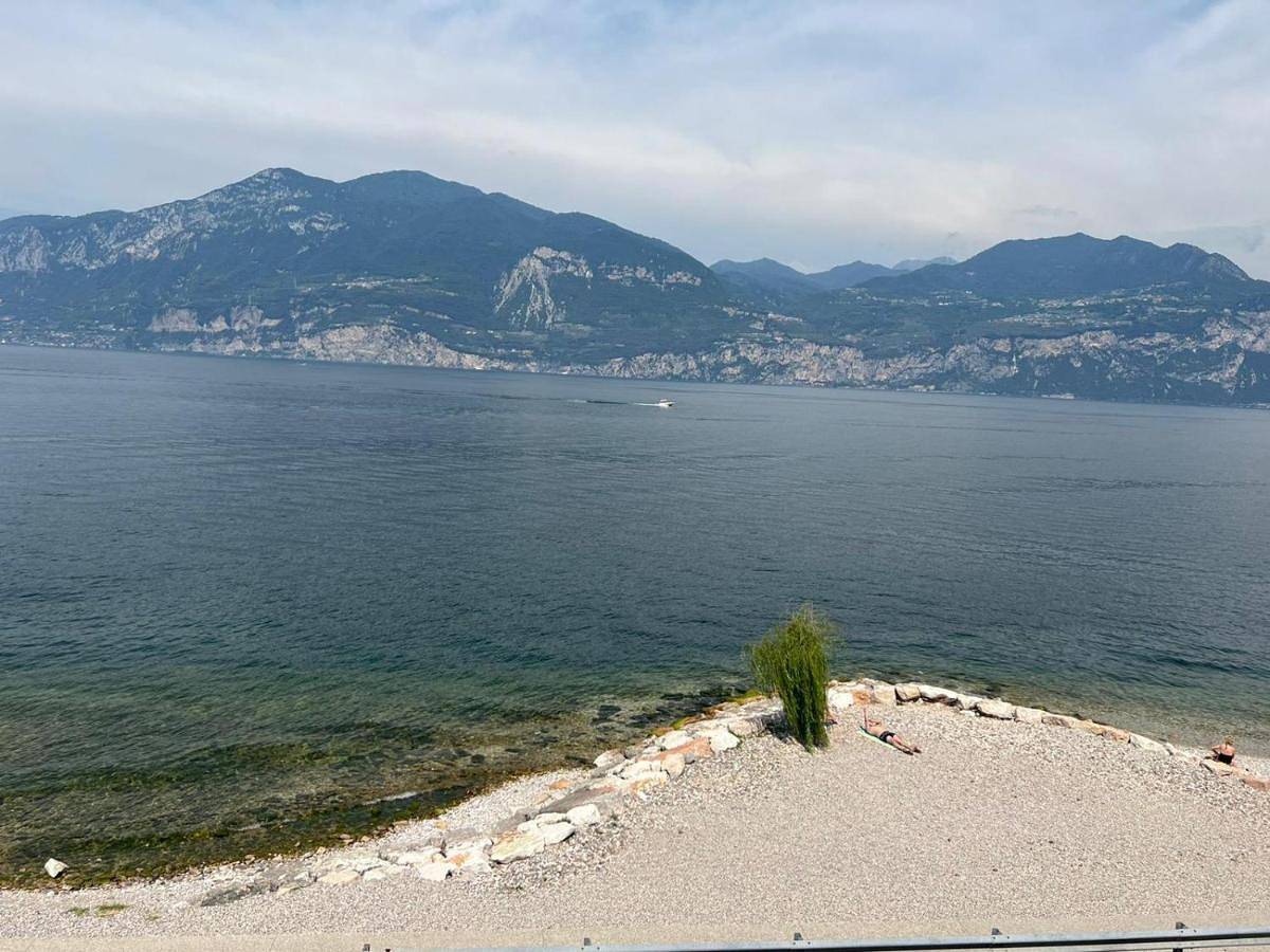 Ganze Wohnung, Haus and Beach in Castelletto di Brenzone, Brenzone