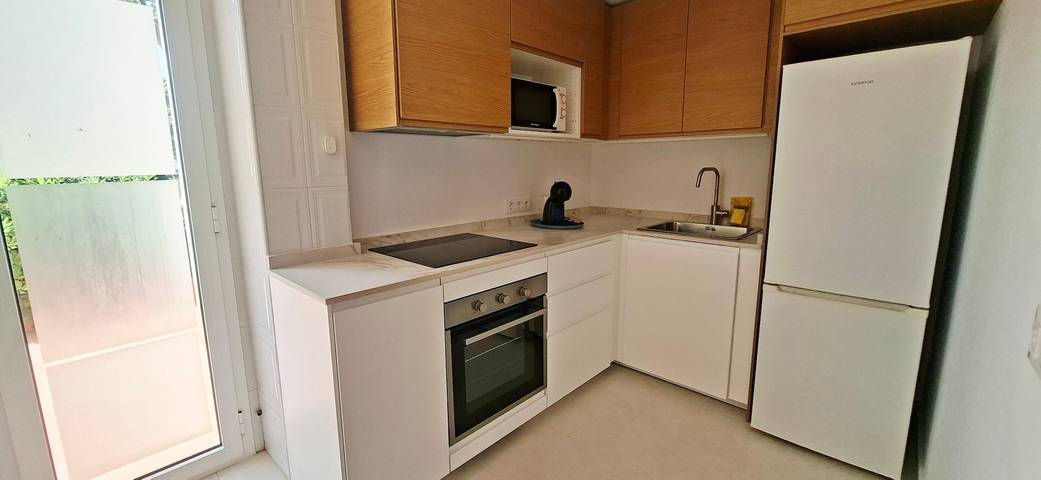 Apartamento entero, Apartamento 'Oro del Mar Iv 01' con piscina compartida, jardín compartido y Wi-Fi in Canyamel, Capdepera