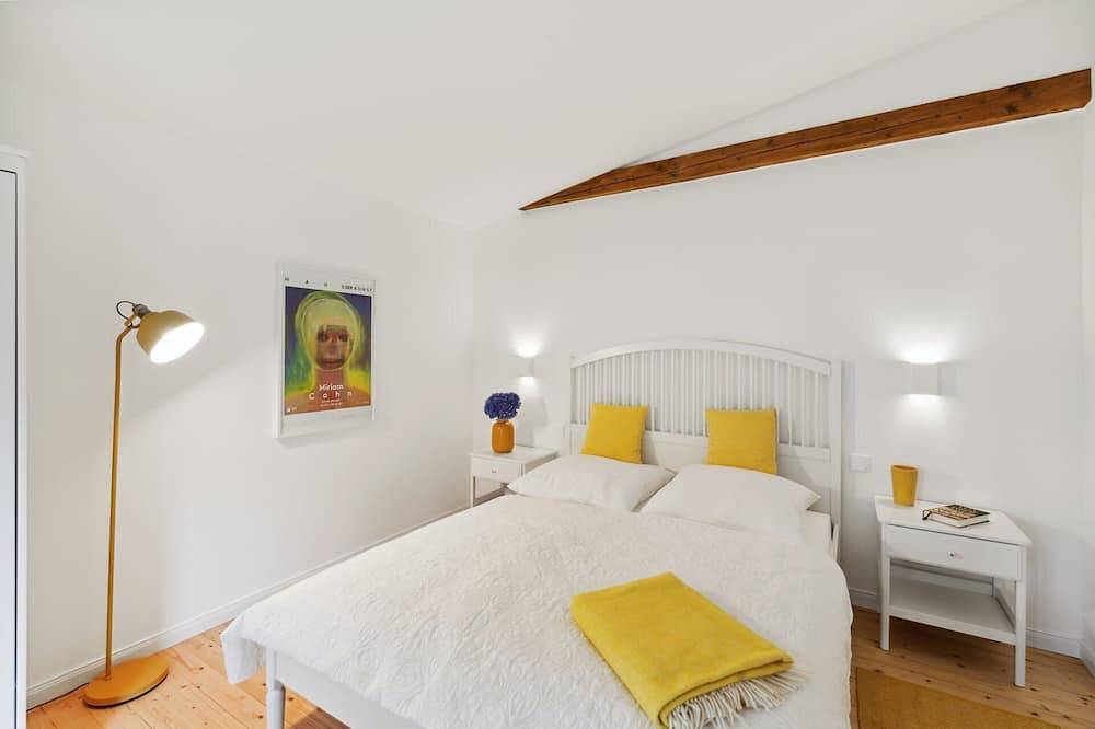 Idyllisches Cottage mit Reh in Wörthsee, Ammersee
