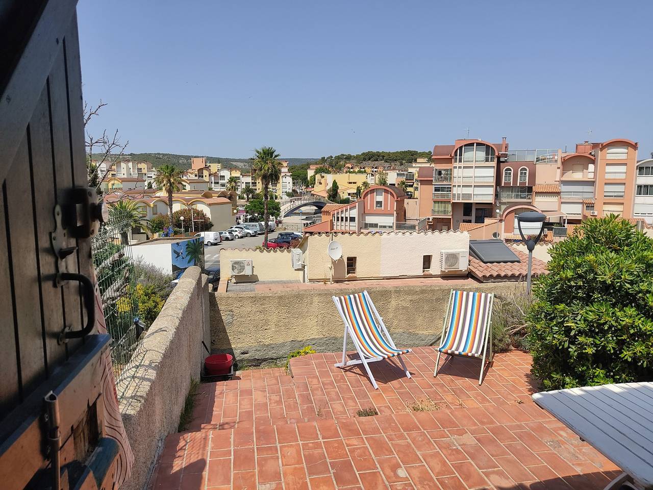 Entire apartment, Villa 6/7 pers with Ac - Near port and village - Private parking in Gruissan (Ville), Gruissan