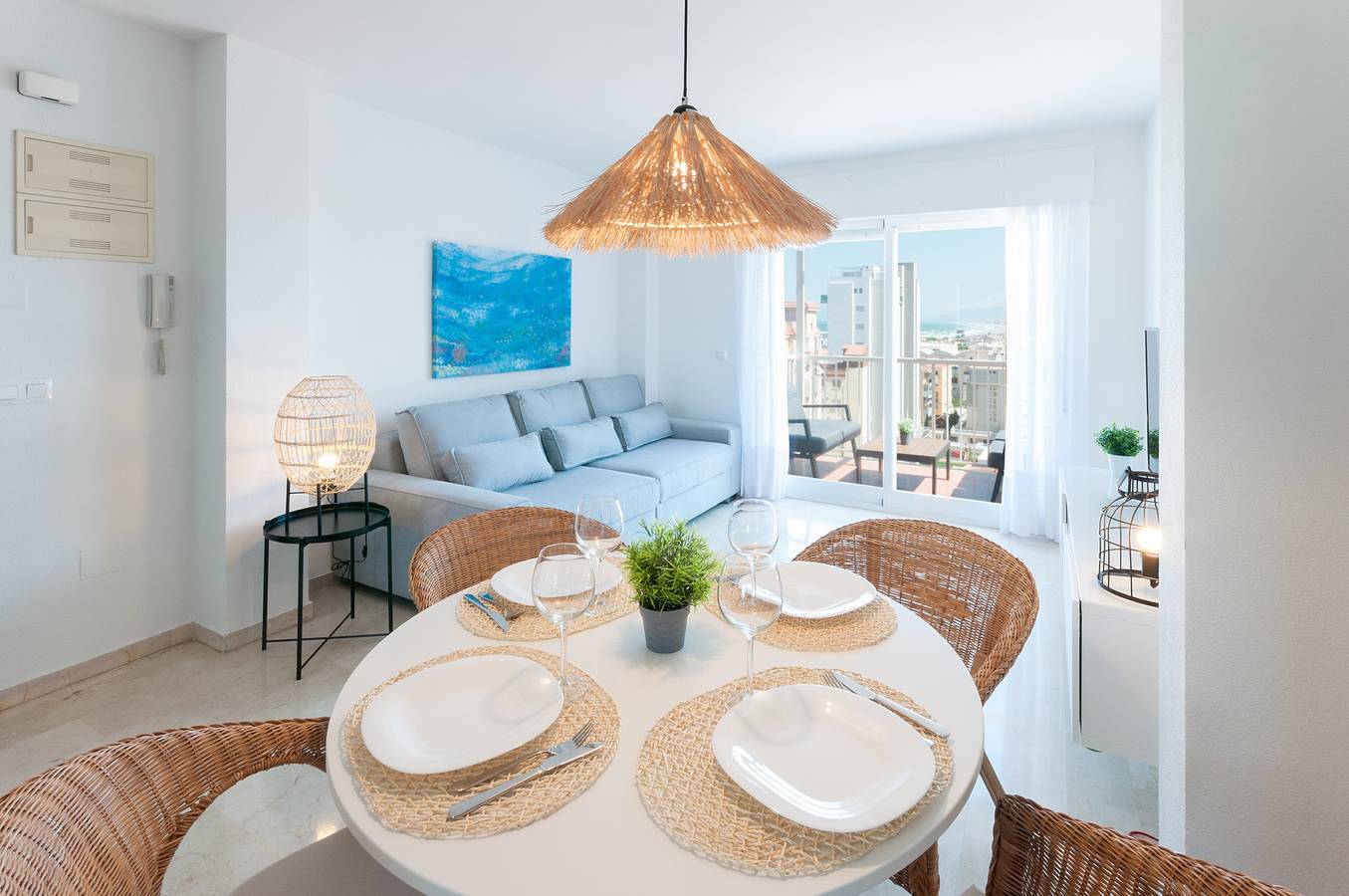 Entire apartment, Calmo Singular Apartments 9A in Playa de Gandía, Costa de Valencia