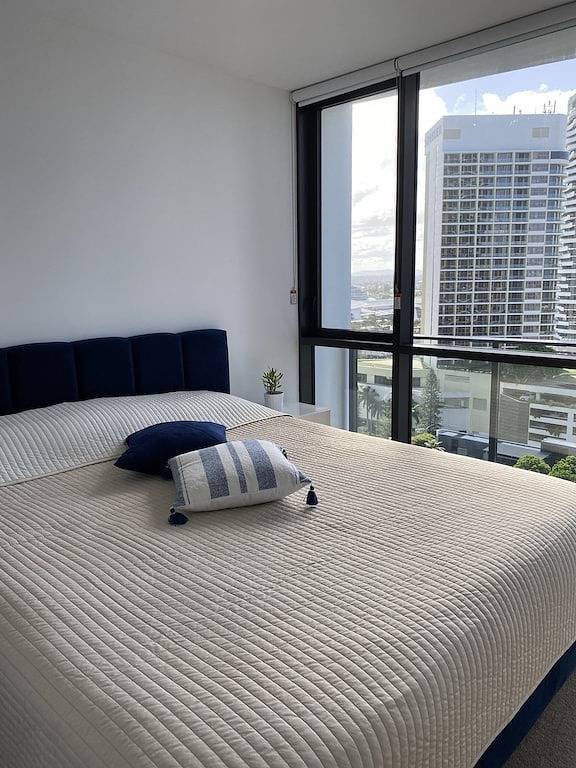 Vacation rental for 4 people, with balcony in Gold Coast