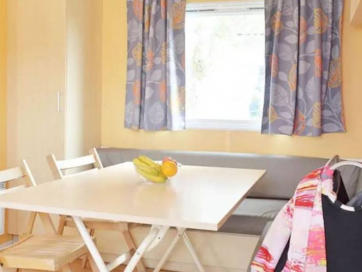 Mobil home pour 8 personnes, avec terrasse à Angles - 2