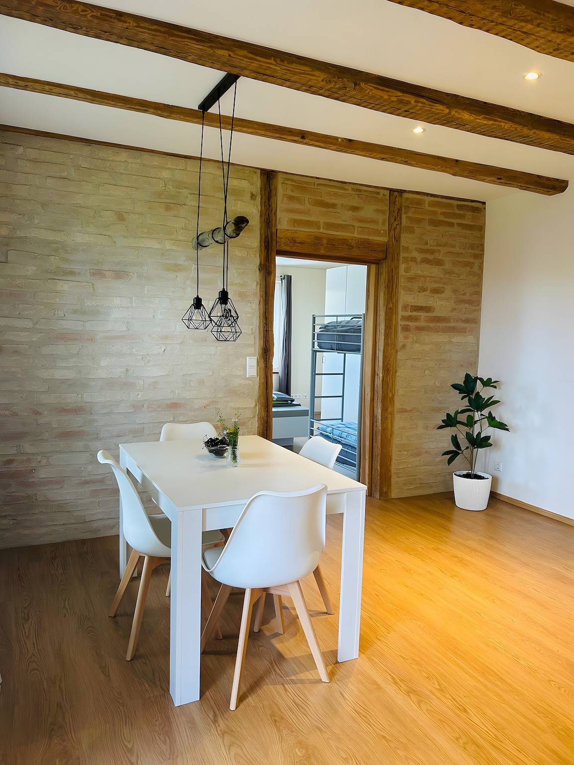 Apartamento entero, Apartamento vacacional "Neu" con vistas a la montaña, balcón y Wi-Fi in Kressbronn am Bodensee - Atlashofen, Kressbronn