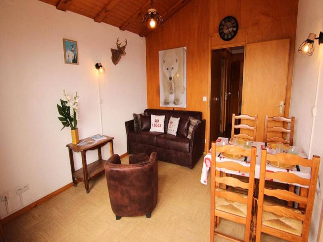 Apartamento entero, Apartamento en Mont Bisanne con balcón in Les Saisies, Albertville region