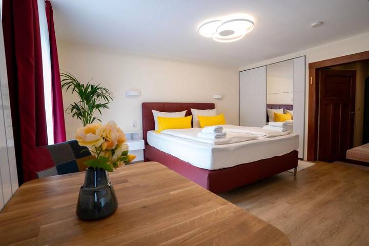 Ferienwohnung für 2 Personen, mit Terrasse und Garten sowie Sauna und Ausblick in Löbau - 3