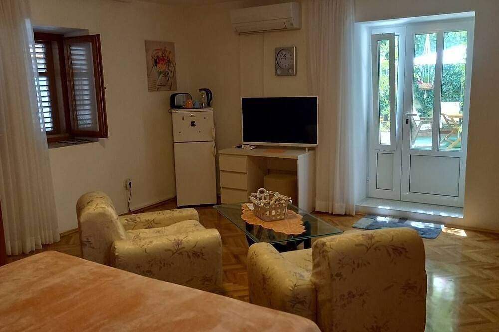 Zimmer in Nerezine mit Terrasse, W-Lan (4827-5) in Nerezine, Kvarner Inseln