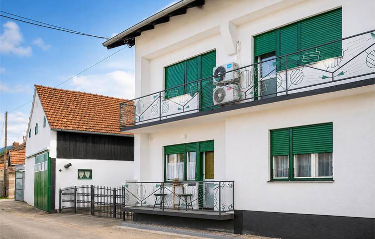 Ferienhaus für 10 Personen, mit Garten und Terrasse - 1