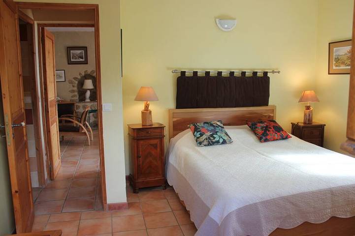 Location de vacances pour 4 personnes, avec jardin à Silhac - 3