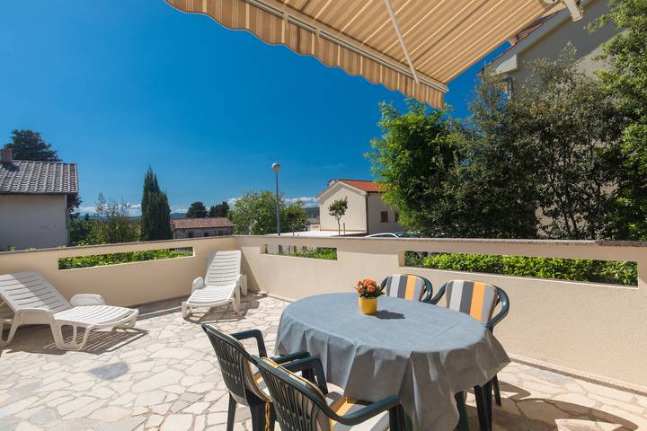 Ferienwohnung für 5 Personen, mit Balkon/Terrasse in Punat