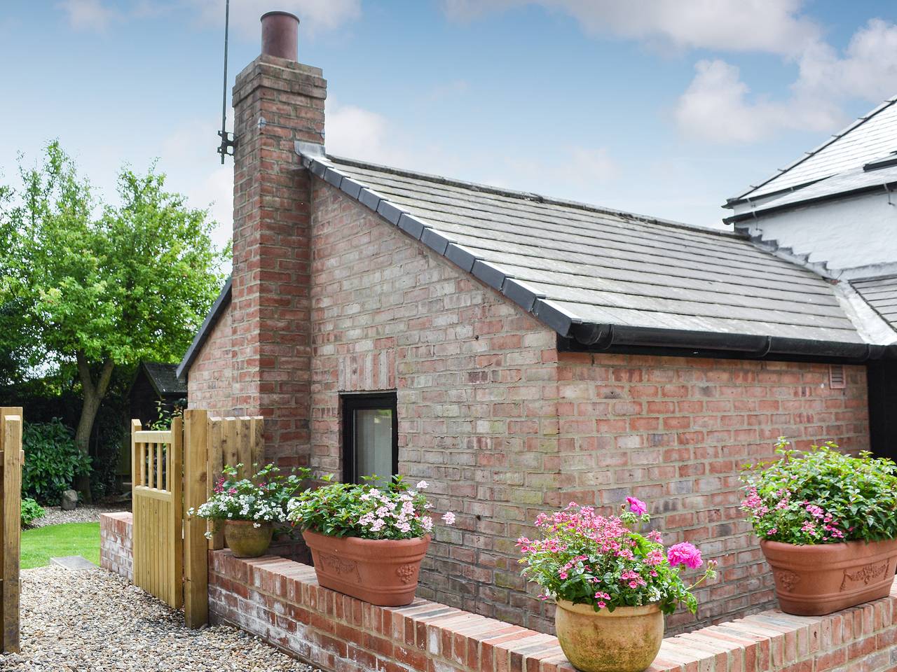 End Cottage in Tibthorpe, East Riding of Yorkshire