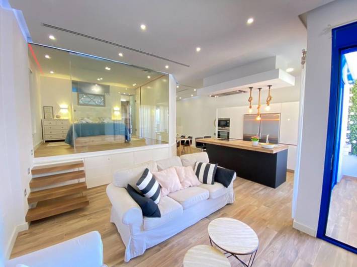 Entire apartment, Apartment 'Castillo Bajo' with Sea View, Balcony and Wi-Fi in Torrox Costa, Torrox