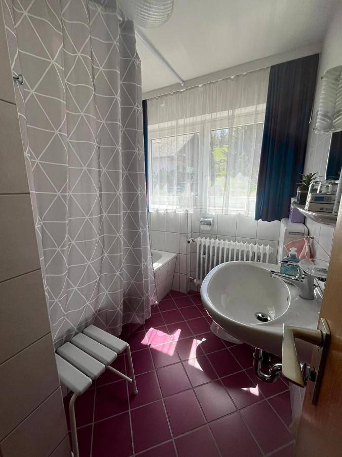 Maison d’hôte pour 6 personnes, avec balcon, adapté aux familles à Feldberg - 3