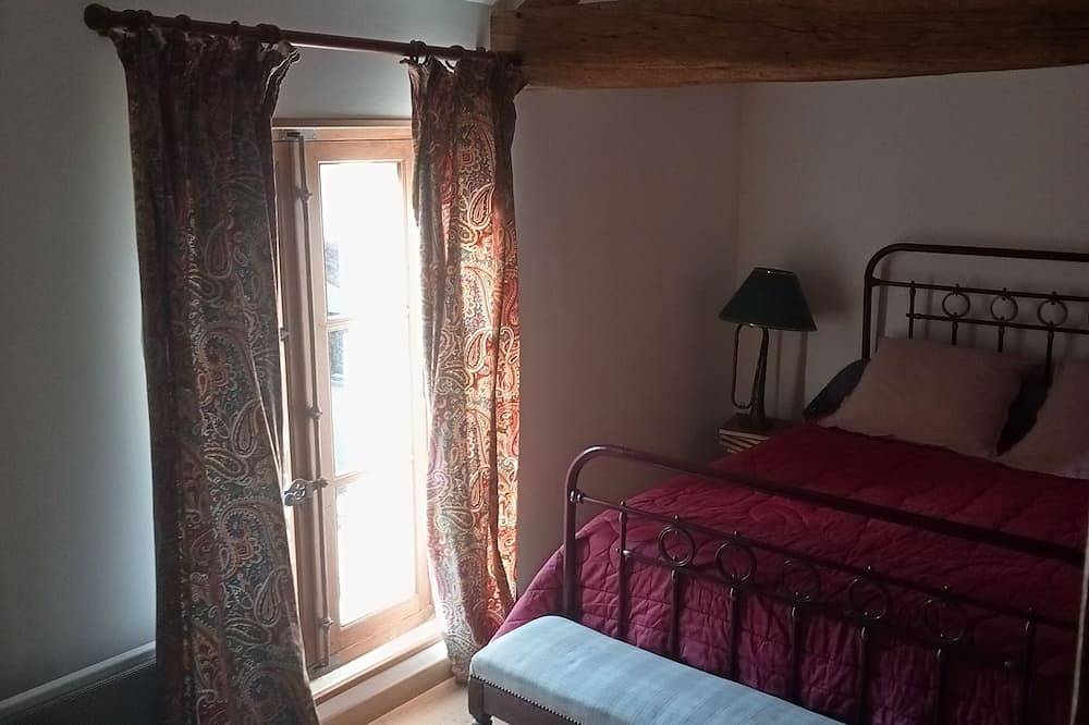 Patrimoine du Xv siècle in Doué-la-Fontaine, Vallée de la Loire