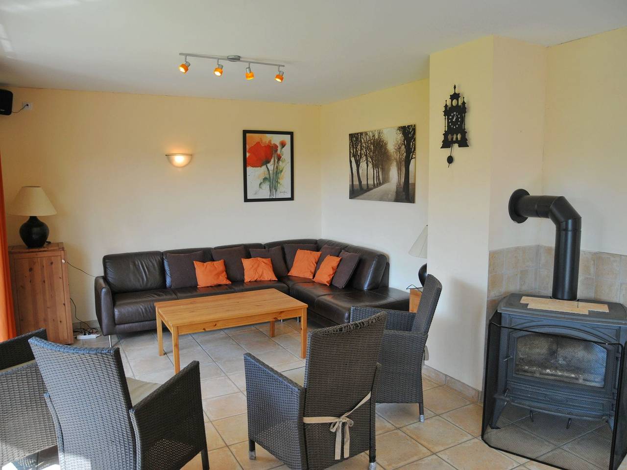 Chalet in Somme-Leuze mit Whirlpool & Sauna in Somme-Leuze, Region Namur