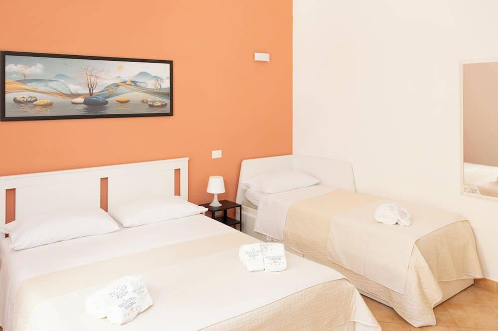 Room 3 A in Trapani, Trapani Provinz