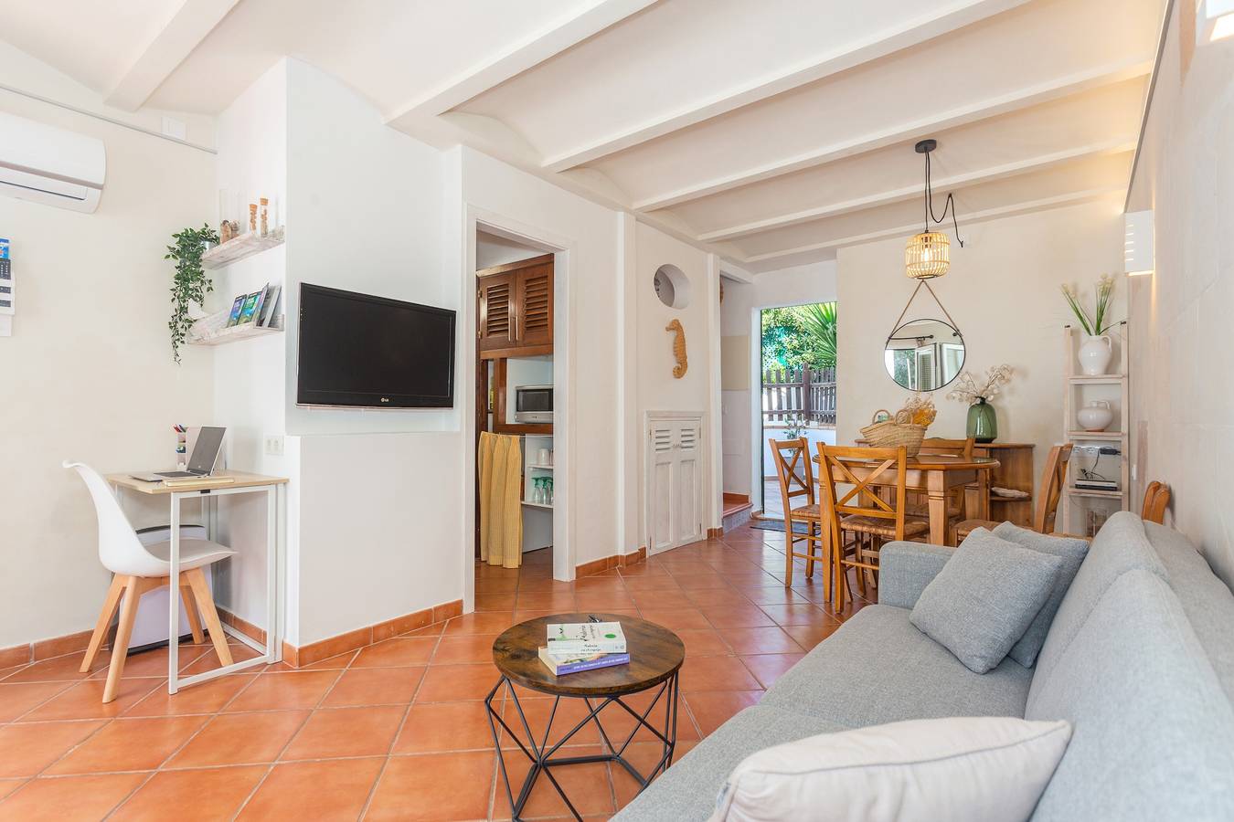 Vacation house with sea view, nice private terrace next to the beach in Cala Blanca, Ciutadella