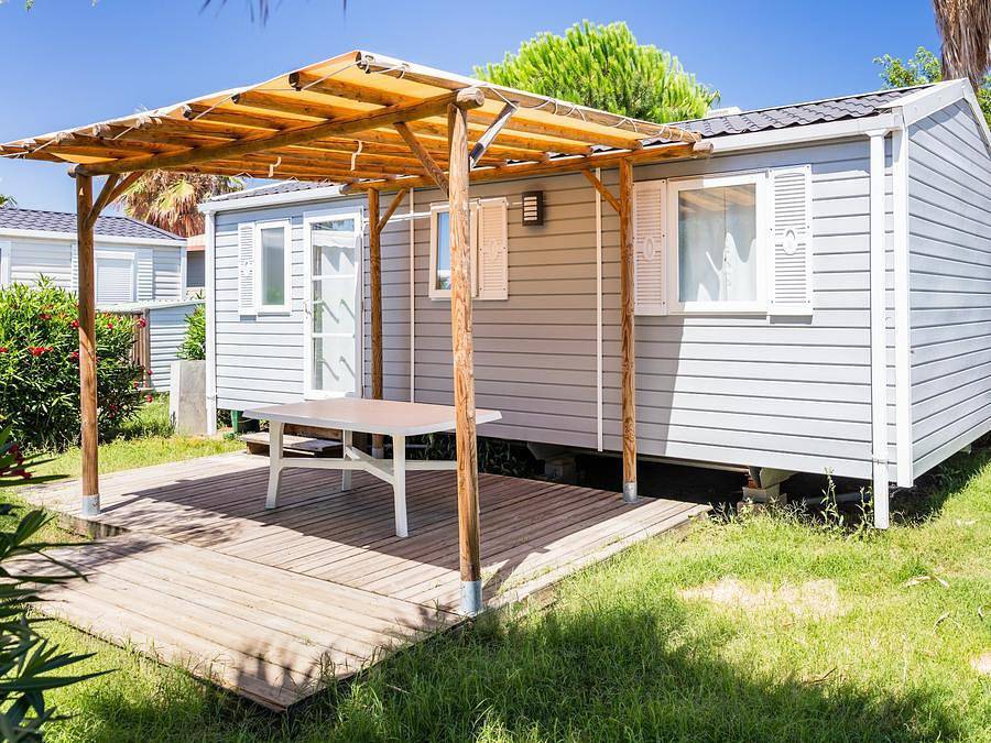 Camping Le Soleil de La Méditerranée - Mobilhome 6 personnes - Mobil-home | Comfort | 3 Ch. | 6 Pers. | Terrasse simple | Clim. | Tv in Saint-Cyprien-Plage, Saint-Cyprien