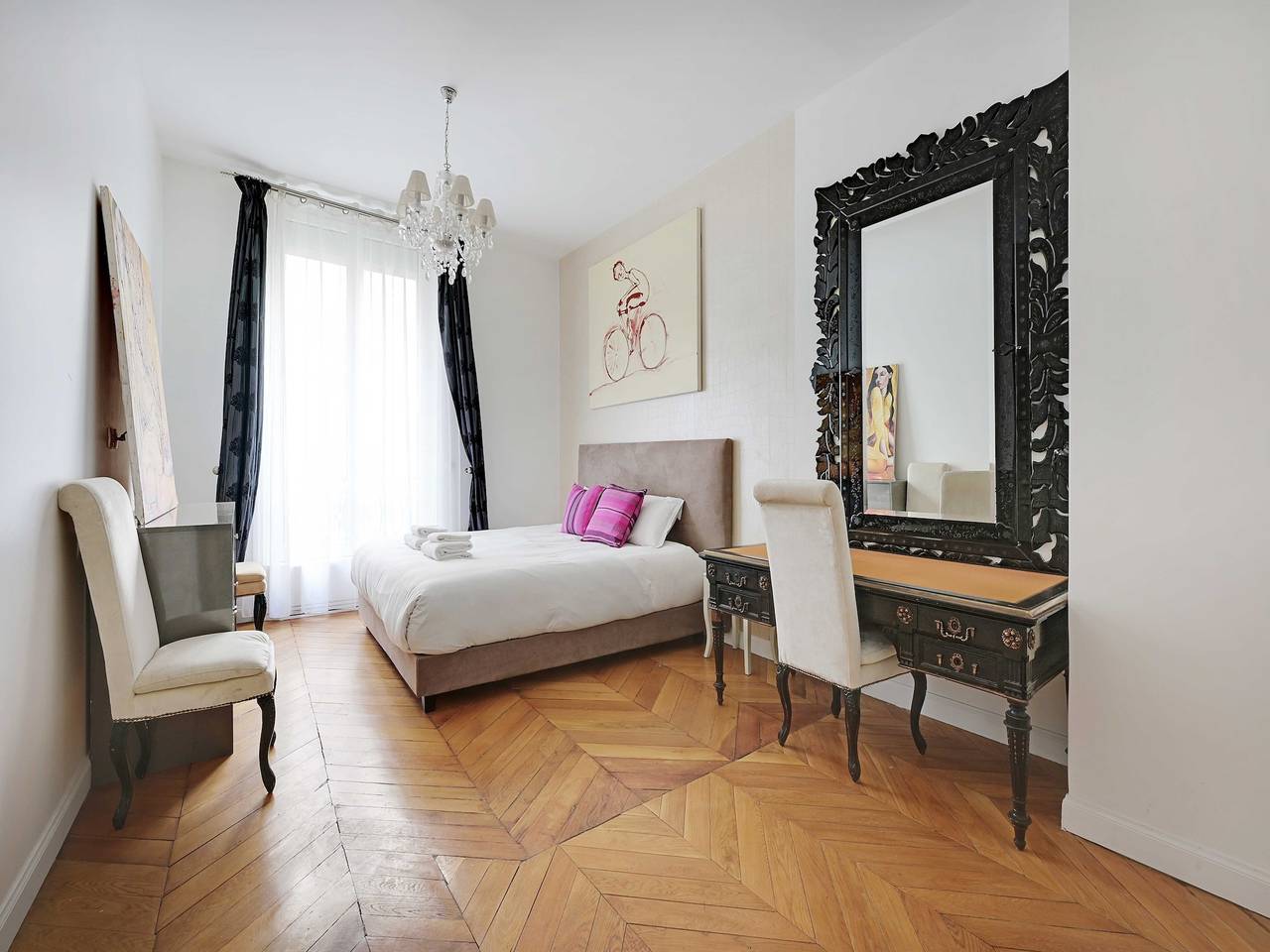 Appartement entier, Charmant 2Br/4P - Georges V / Champs-Élysées in Tour Eiffel, Paris