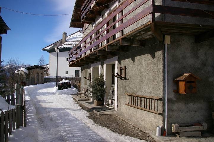 Gemütliche Gite mit Kamin, WiFi & Bergblick in Abriès, Queyras