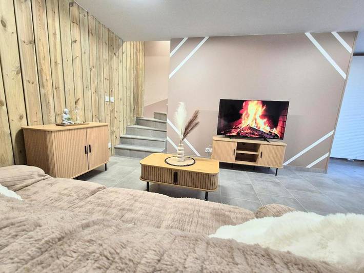 Location de vacances pour 6 personnes, avec terrasse et jardin, animaux acceptés à Pont-d'Ouilly - 2