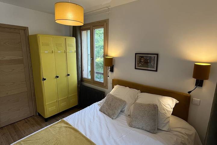Maison Savoyarde des Années 30 Rénovation Récente in Les Contamines-Montjoie, Pays du Mont-Blanc
