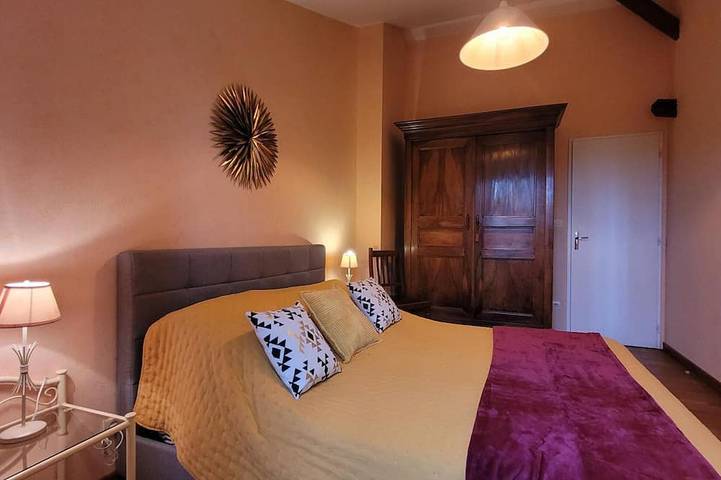 Gîte pour 6 personnes, avec jardin, animaux acceptés à Salles-Lavalette - 3