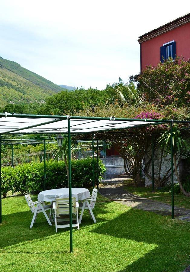 Location de vacances pour 2 personnes, avec vue et jardin dans Basilicate - 3