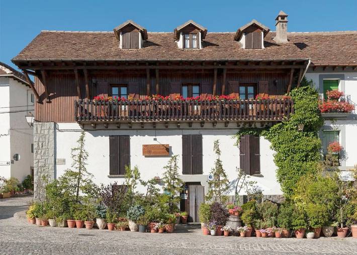 Gîte pour 3 personnes, avec Terrasse dans Hecho